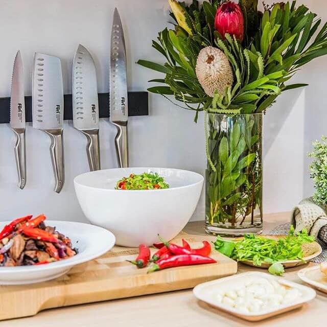 set couteaux muraux organisation exemple