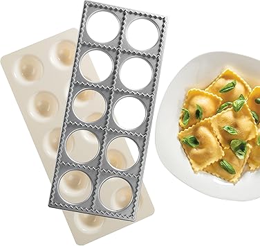 Le moule à ravioli classique pour 12 raviolis parfaits à chaque fois