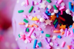 Donuts kawaii pastel faits avec une machine a donuts