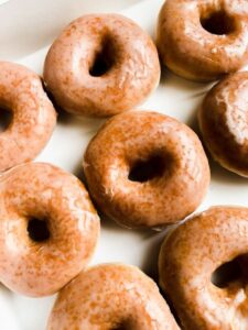 Donuts sans gluten maison a la machine a donuts